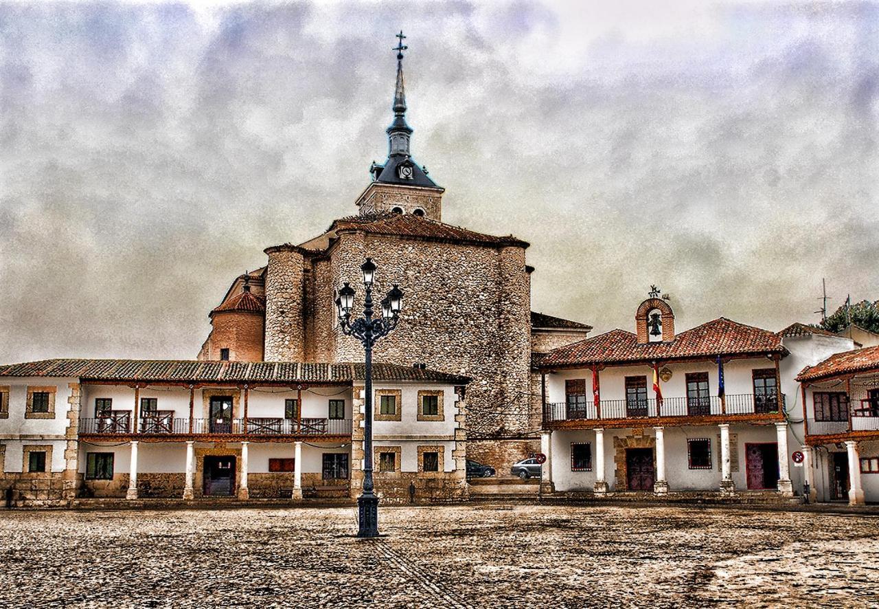 Alojamiento Colmenar De Oreja Plaza Mayor エクステリア 写真