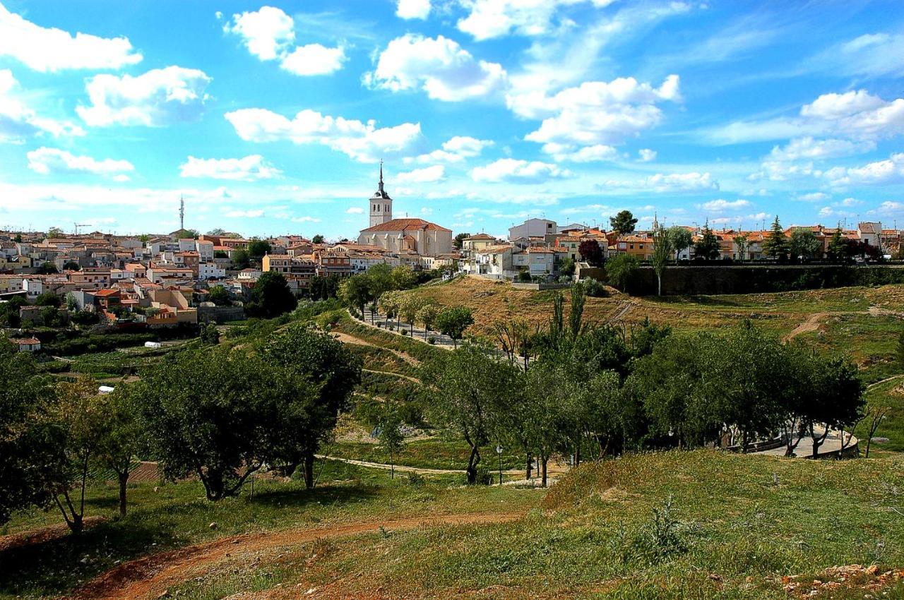 Alojamiento Colmenar De Oreja Plaza Mayor エクステリア 写真